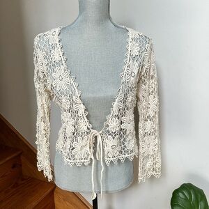Boho Crochet Floral Tie-Front Cardigan in Cream